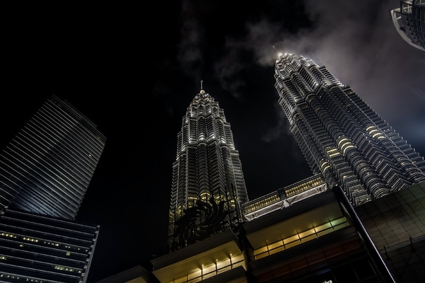 PetronasTowers_3.jpg
