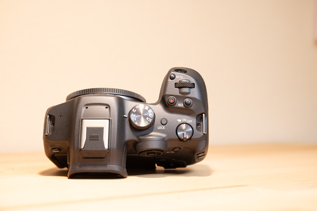 EOS R7 (4 von 7).jpg