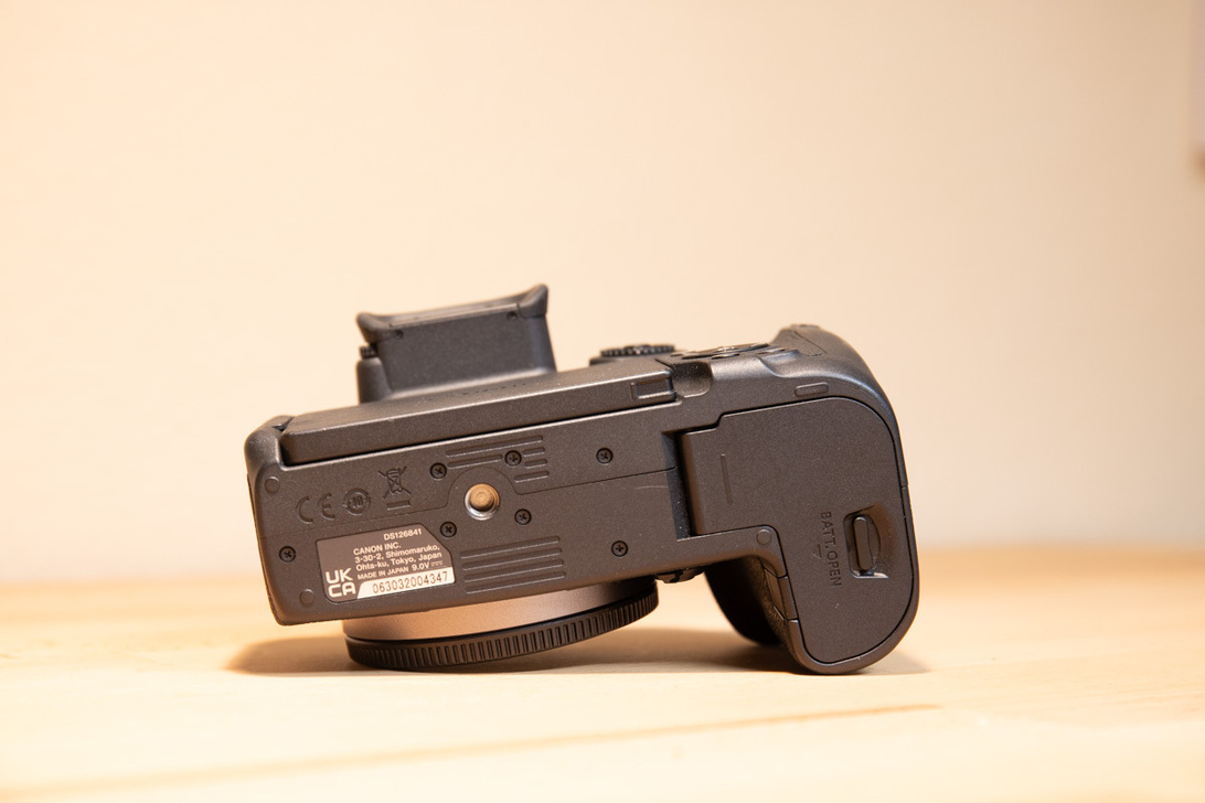 EOS R7 (5 von 7).jpg