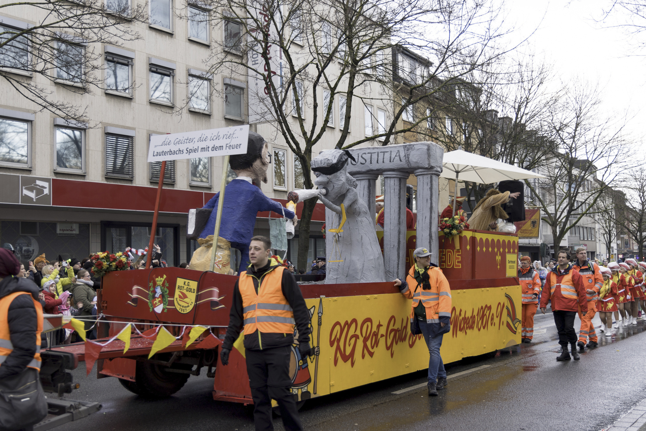 rosenmontag24-5714.jpg
