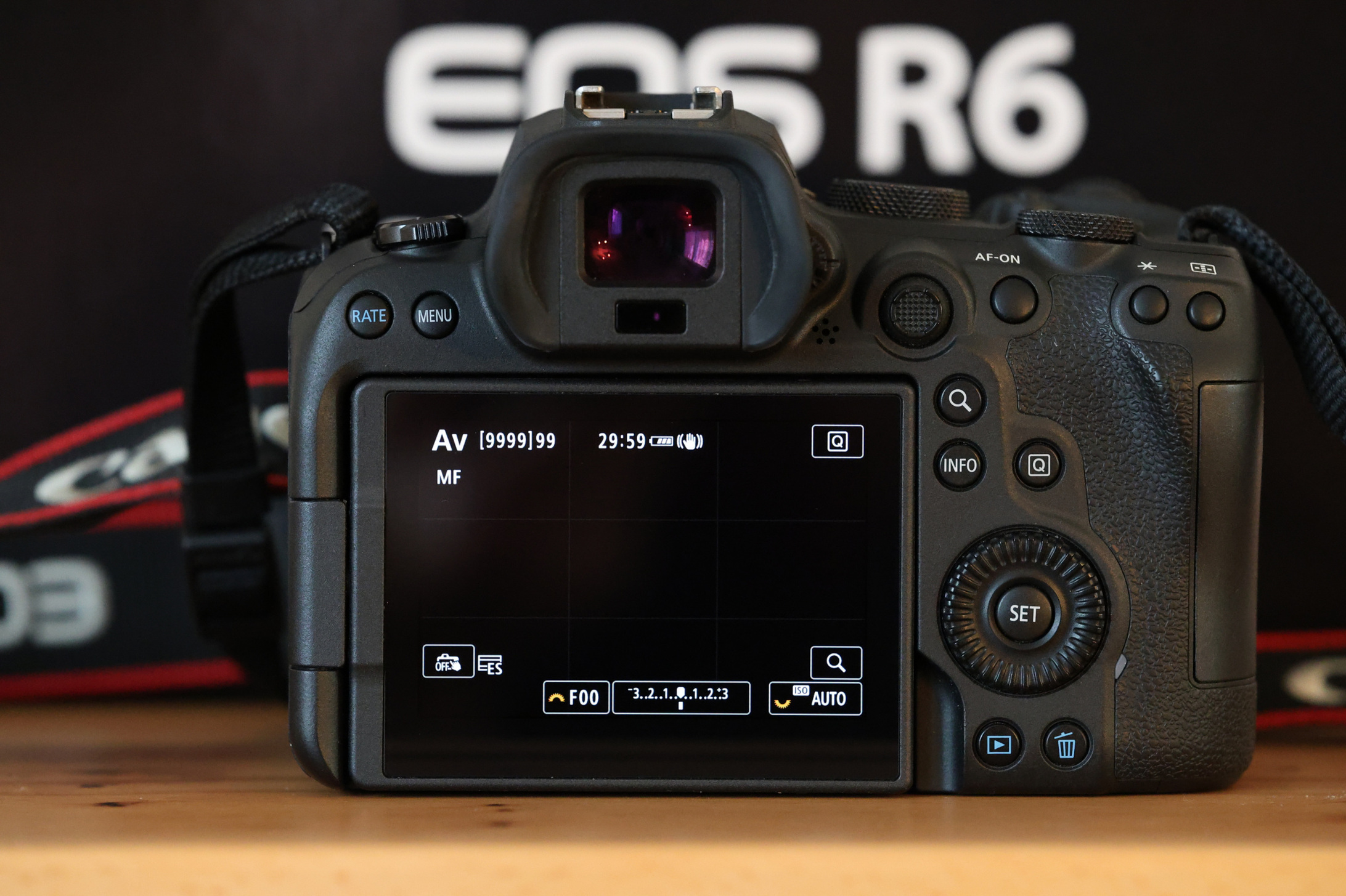 3 R6 Display an.JPG